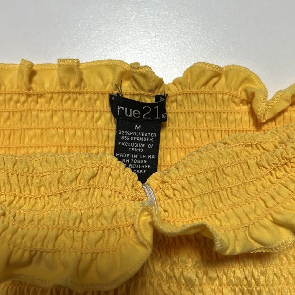 Mini Yellow Crop - Picture 2 of 2